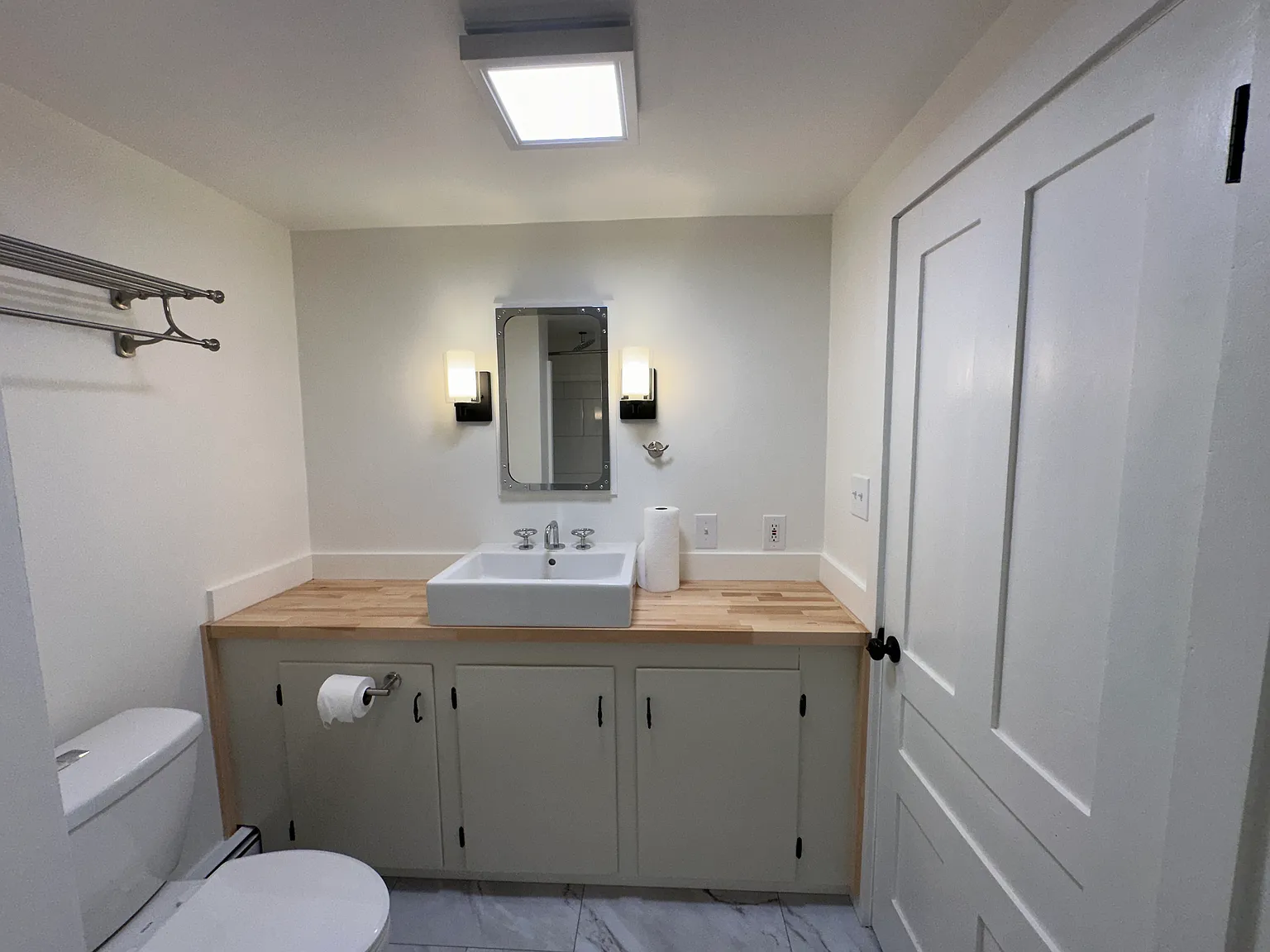 2 bed, 1200 sqft, $1,750 — Photo 4