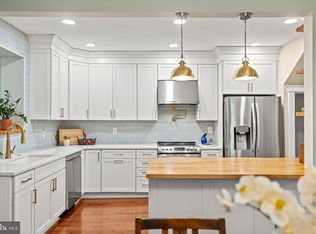 637 Allison St NW, Washington, DC 20011