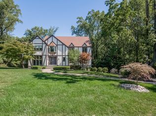 5 Cambridge Rd, Holmdel, NJ 07733