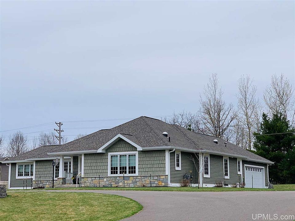 1st image of 550 Evergreen Ct