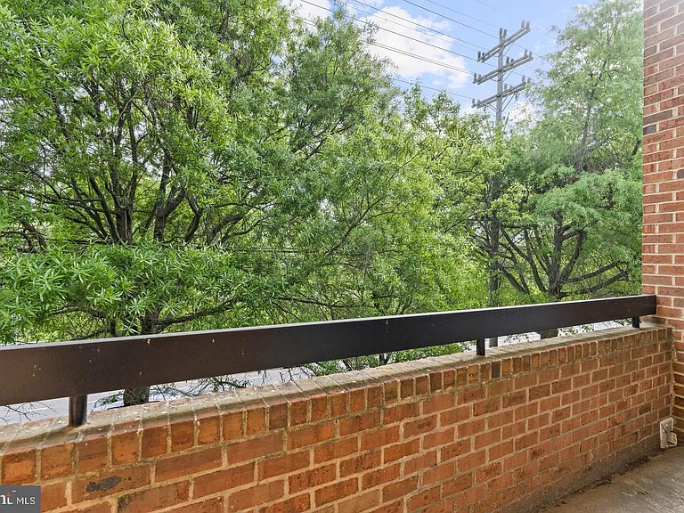 6908 Fairfax Dr #306 — Photo 30