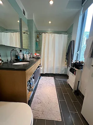 Rented by Manhattan Boutique Real Estate | media 24