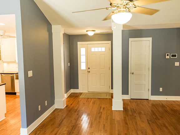 4th image of 3509 Walter Dr