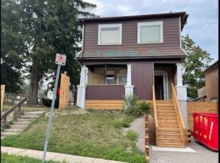 10 Shanley St #B, Kitchener, ON N2H5N8