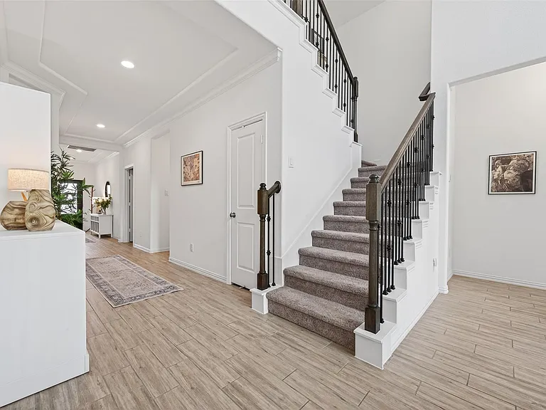 19115 Falkenstein Castle Way — Photo 6
