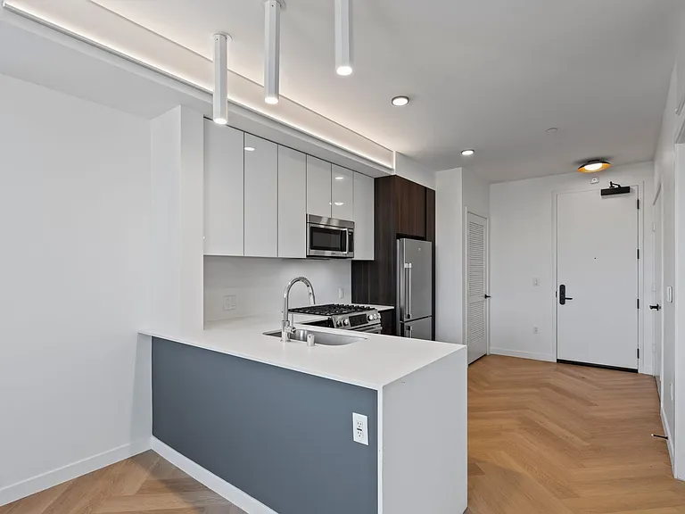 TALA Residences at Gillis House — Photo 17