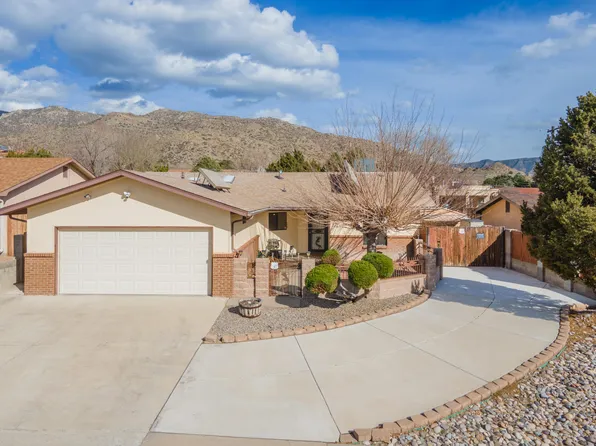 204 Monte Largo Dr NE, Albuquerque, NM 87123