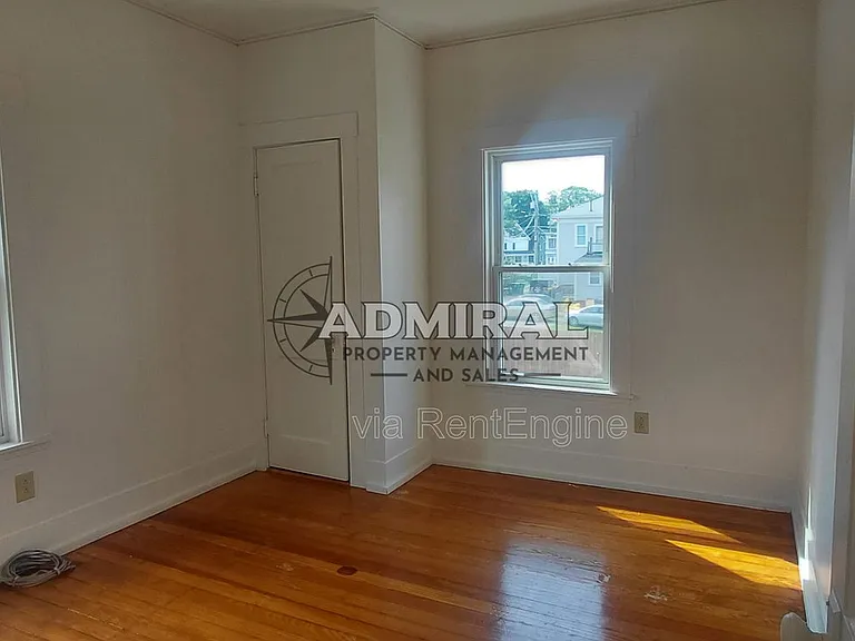 21 Knight St #4 — Photo 7