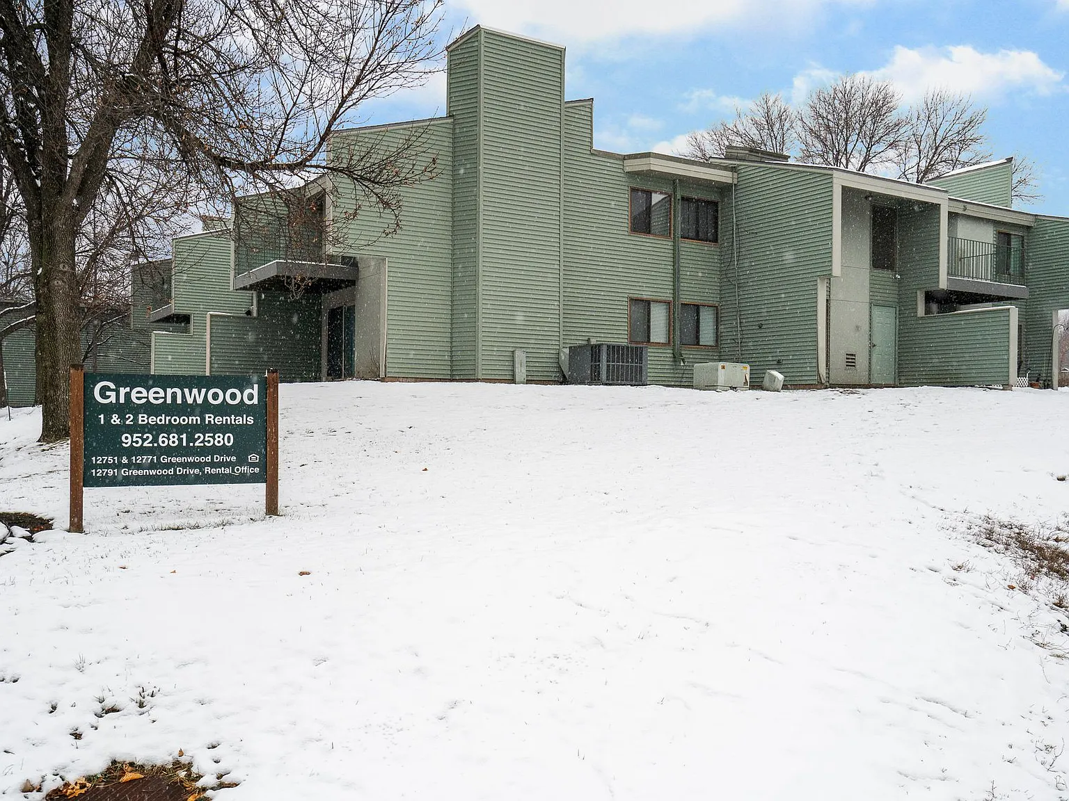 Greenwood Apartments — Photo 4