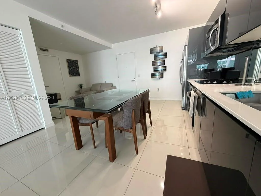 Mybrickell Condo — Photo 4