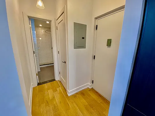 Rented by EXR | media 5