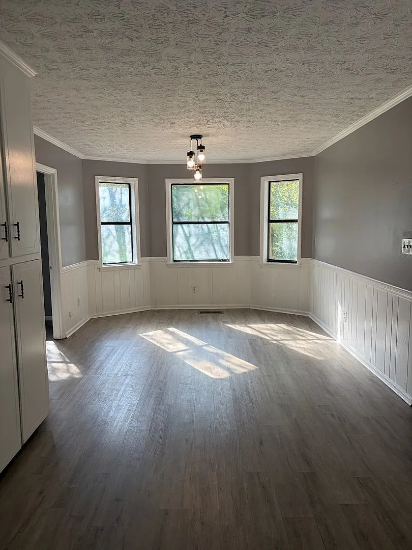 Huge 5 Bedrooom in Prattville — Photo 3
