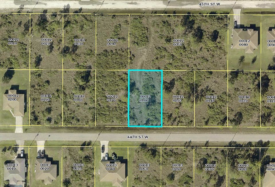 2nd image of 2910 44th St SW