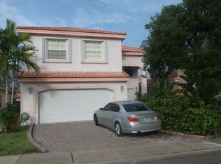 1369 SW 106th Ave, Pembroke Pines, FL 33025