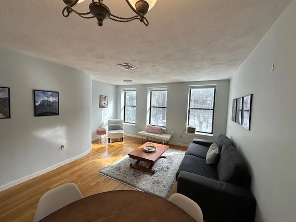 12 Greenough Ln, Boston, MA