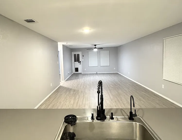 6855 Burgess Rdg — Photo 5