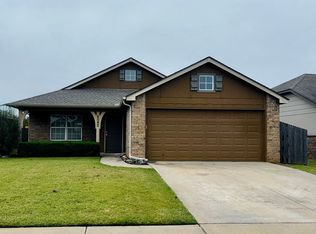 4042 W 105th St S, Jenks, OK 74037