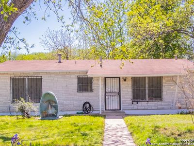 1014 W Formosa Blvd, San Antonio, TX, 78221