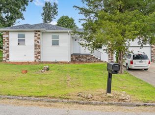 255 White River Mountain Blvd, Hollister, MO 65672