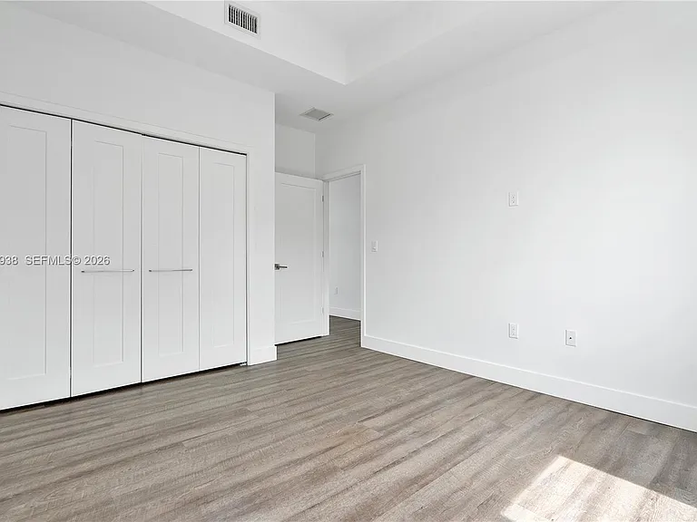 440 E 16th St #436 — Photo 34