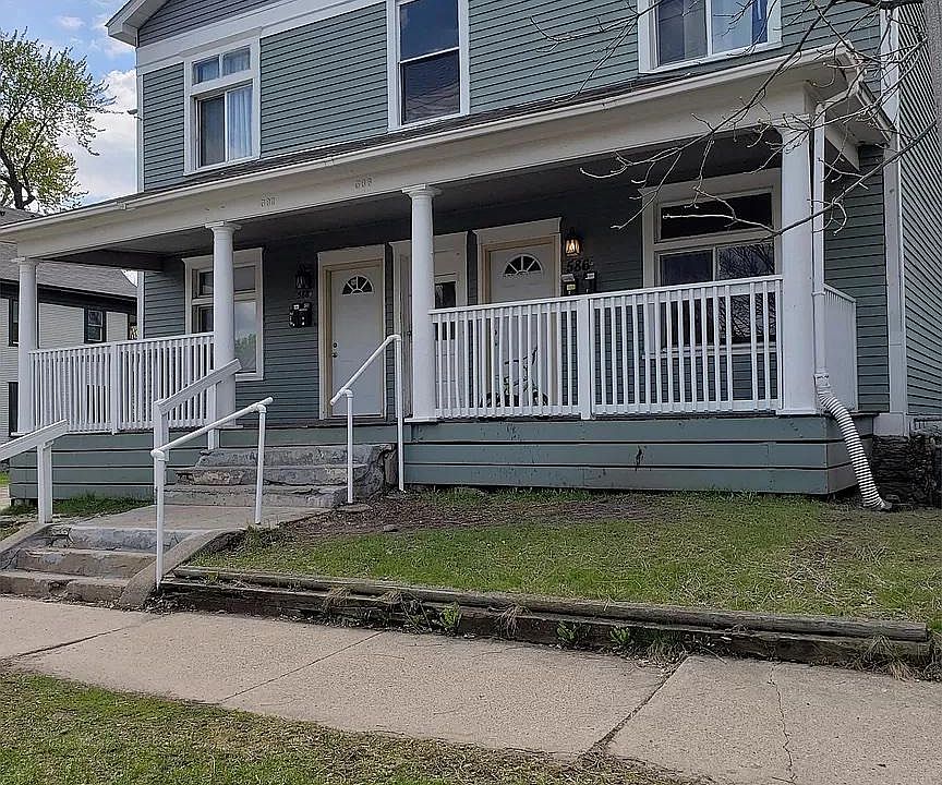1st image of 588 Reaney Ave #2