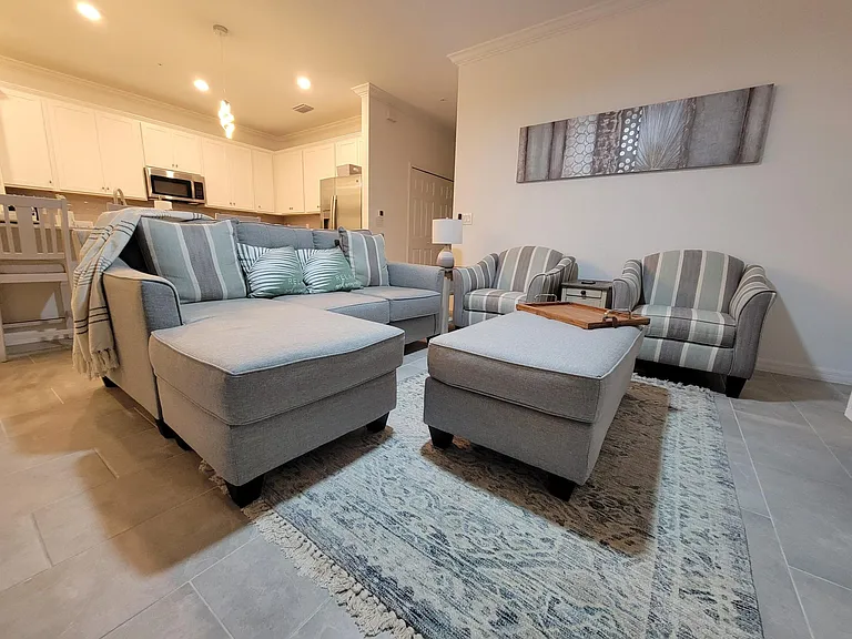 18028 Gawthrop Dr #401 — Photo 20