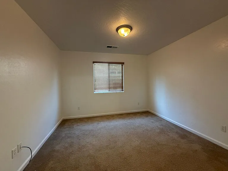 3331 N Linda Vista St — Photo 25