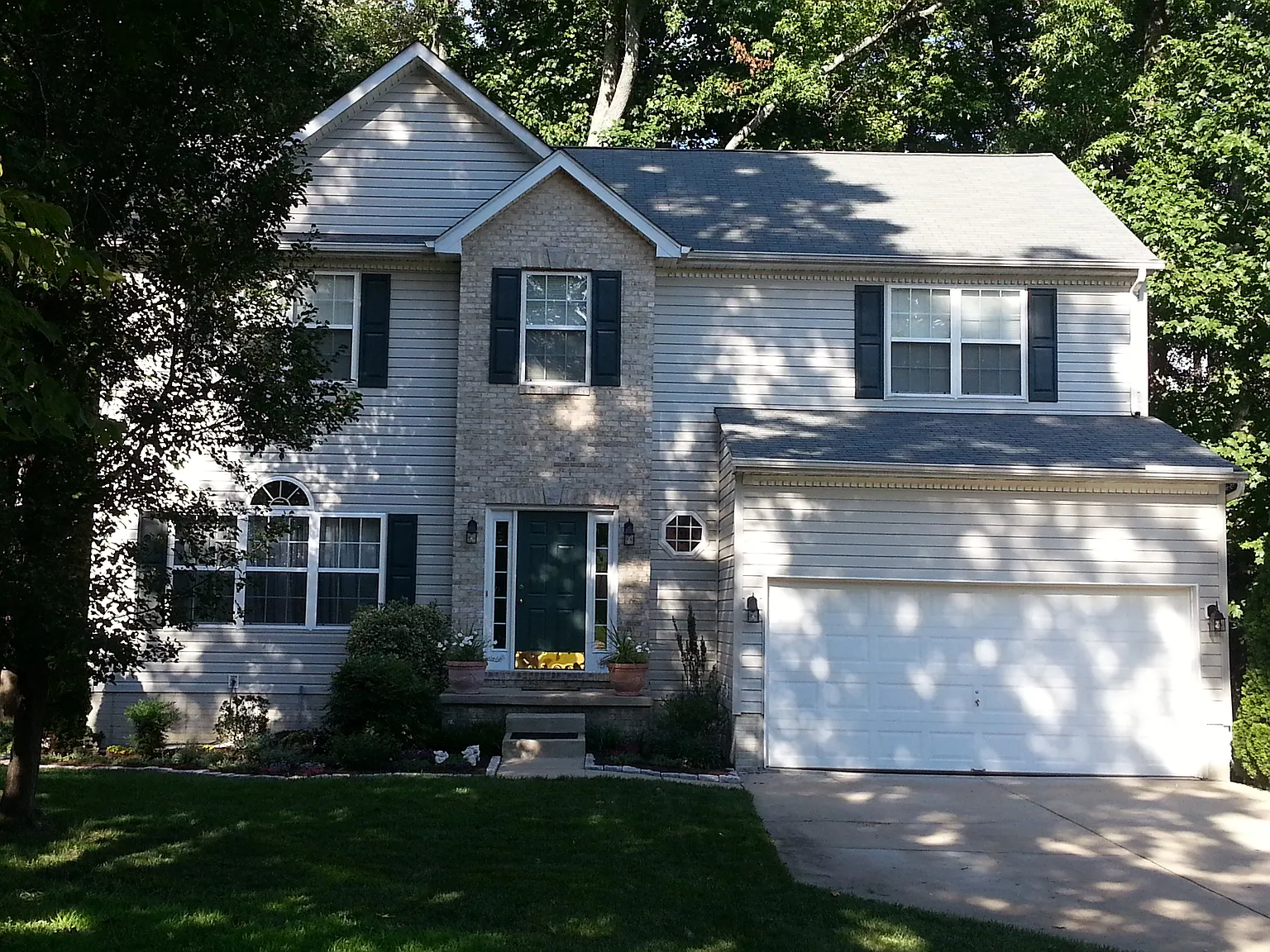 2327 Springdale Ln photo 1