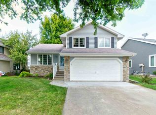 1560 Langenberg Ave, Iowa City, IA 52240