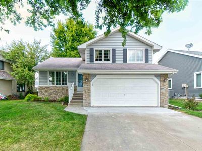 1560 Langenberg Ave, Iowa City, IA, 52240