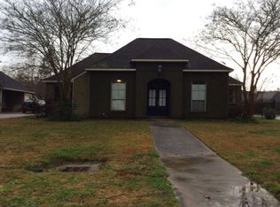18075 Kenner Dr, Prairieville, LA 70769