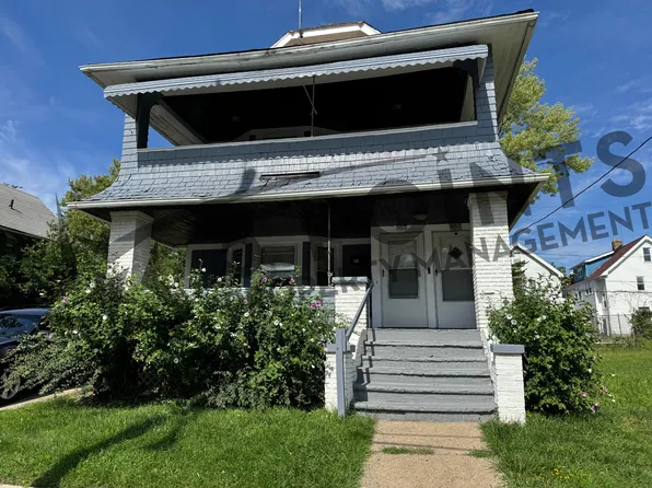 957 Eddy Rd, Cleveland, OH 44108