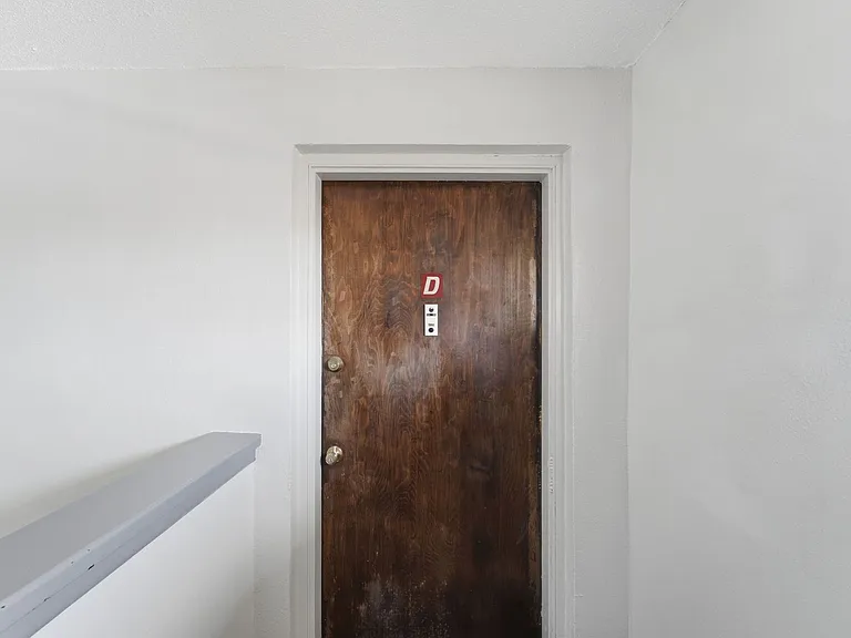1655 W Oak Ridge Rd #D — Photo 6