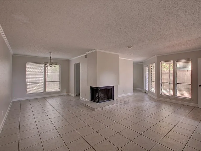 8402 Tallwood Dr #B — Photo 4
