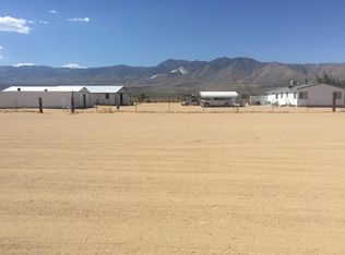 10451 Alamo Rd, Lucerne Valley, CA 92356
