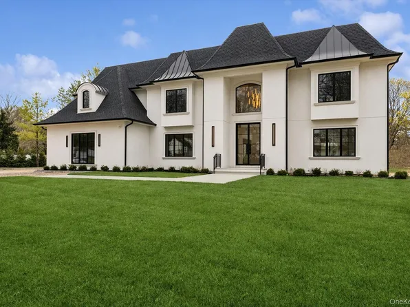 3 Wedgewood Drive, Dix Hills, NY 11746