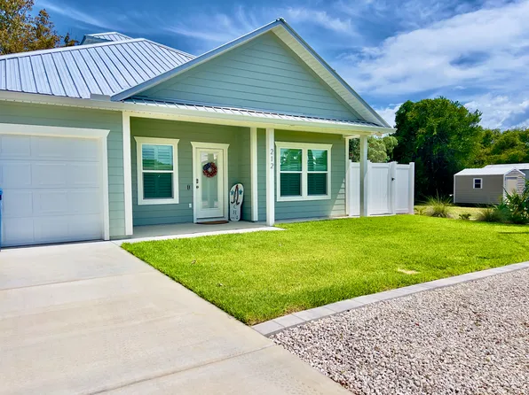212 Jasmine Pl, Panama City Beach, FL 32413