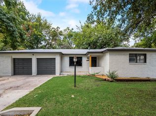 5704 Carb Dr, Westworth Village, TX 76114