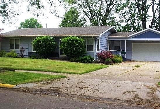 1st image of 1501 N Harmony Dr