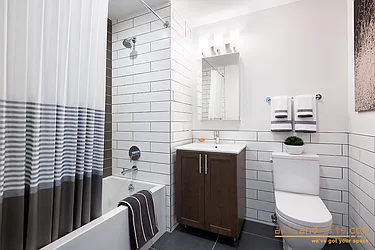 Rented by aptsandlofts.com