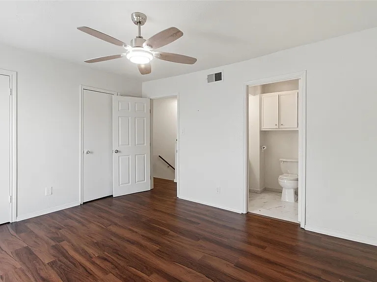 11000 Kinghurst Dr #134 — Photo 16