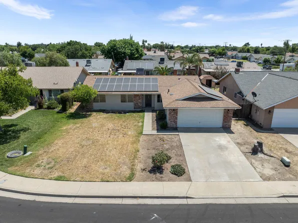 2117 Beechwood Court, Hanford, CA 93230