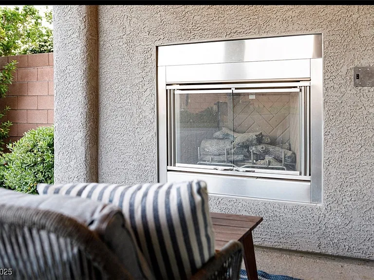 8631 Tortoise Canyon Ct — Photo 20