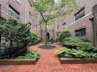 240 Halstead #C8, Harrison, NY 10528