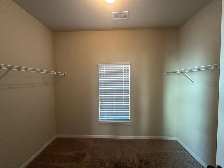 549 W Holloway Dr — Photo 19