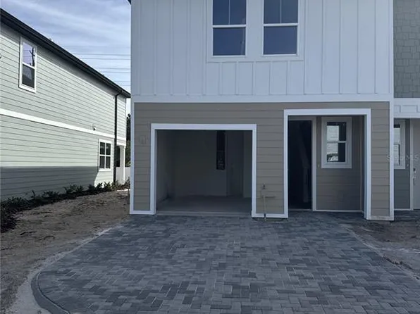 7284 Deer Valley Cir, Tampa, FL 33635