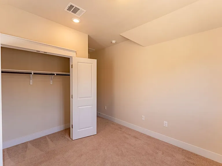 13501 Metric Blvd #46 — Photo 27