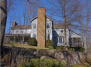 174 Millies Ln, Nellysford, VA 22958