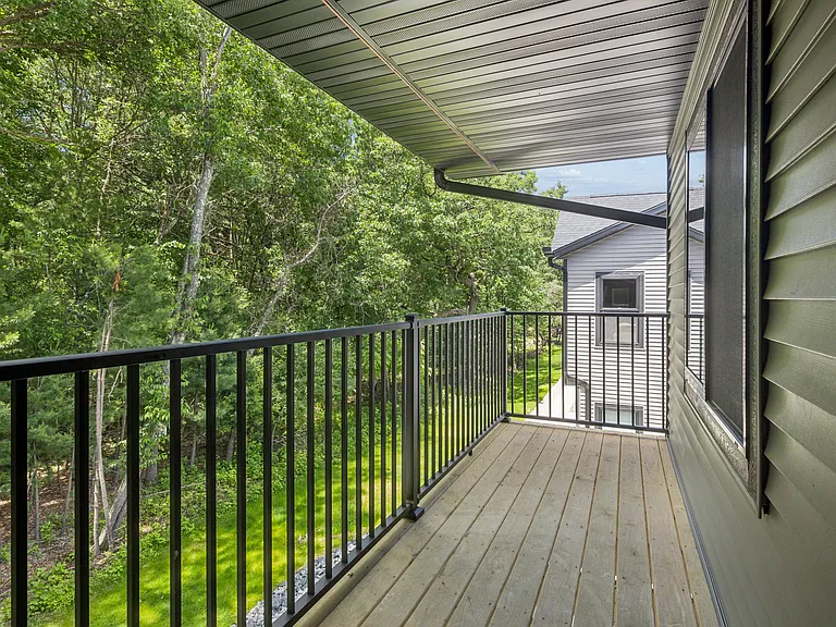 676 Bartlett Crossing II — Photo 19
