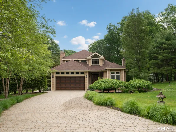32 Staba Drive, Haddam, CT 06441
